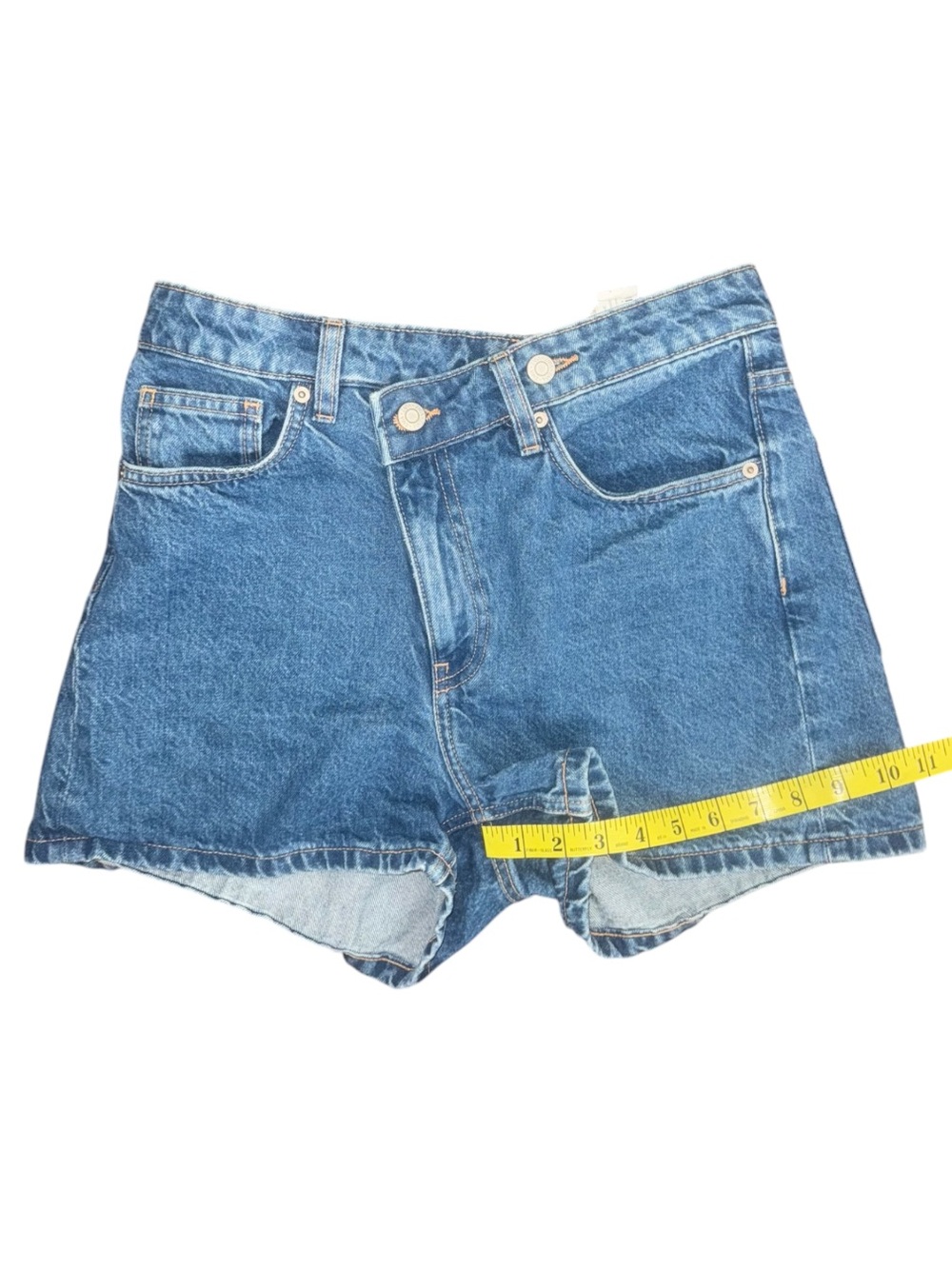 Criss Cross High-Rise Denim Shorts - Picture 9 of 10